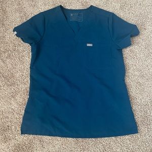 Figs Deep Reef Catarina Scrub Top